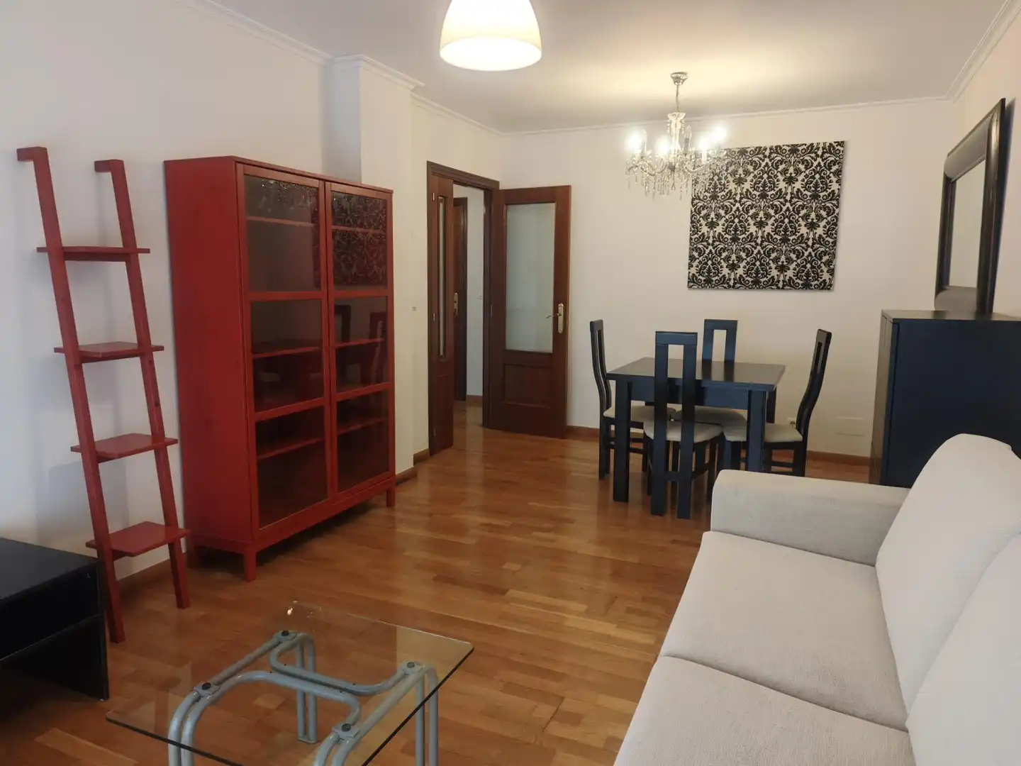 Living room of Flat for rent in Culleredo  with Heating, Parquet flooring and Storage room