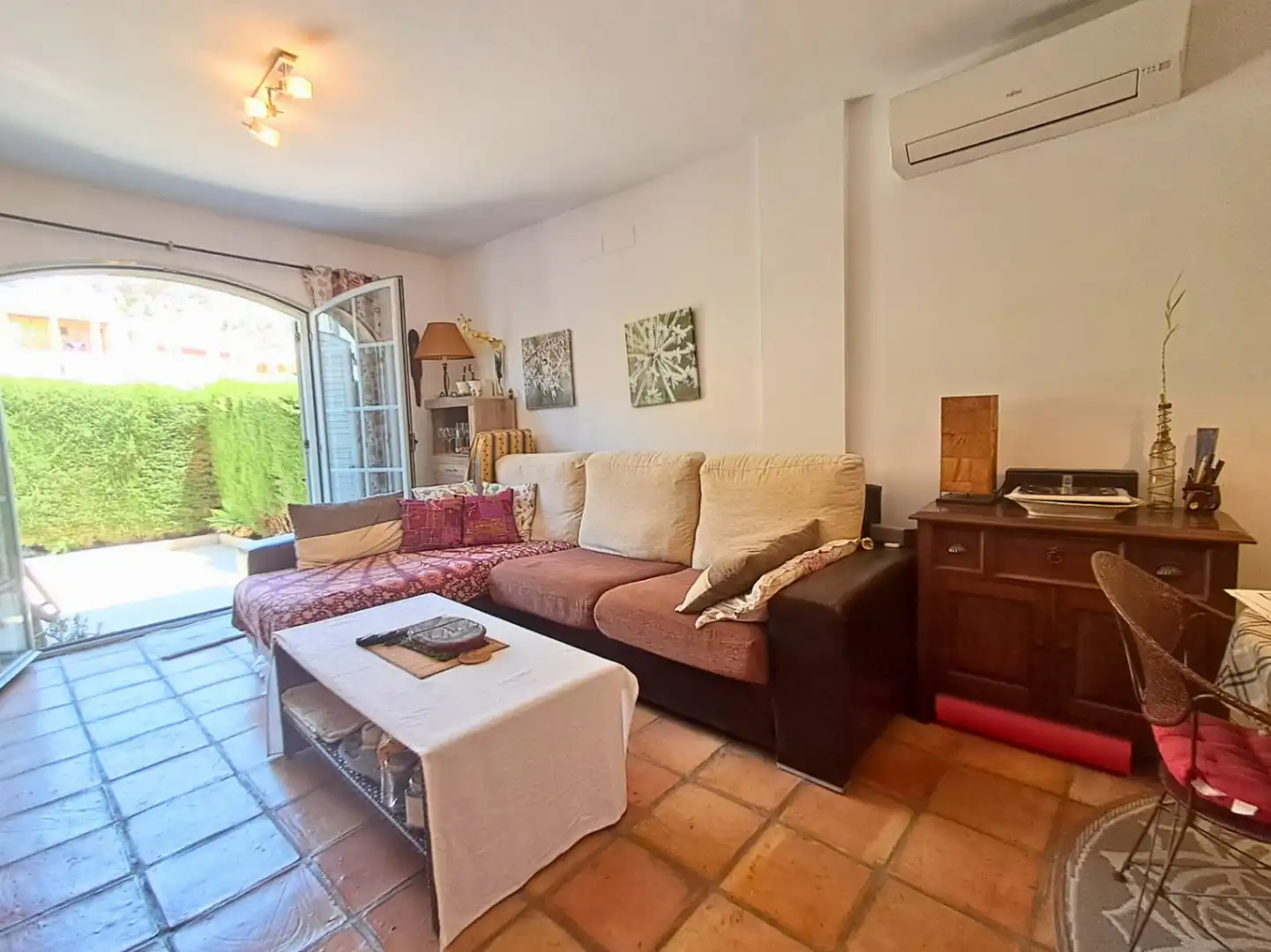 Sala d'estar de Finca rústica en venda en Finestrat amb Aire condicionat, Calefacció i Terrassa