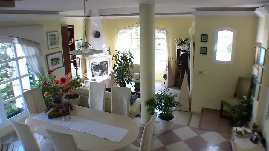 Menjador de Casa o xalet en venda en Torrox amb Aire condicionat, Calefacció i Jardí privat