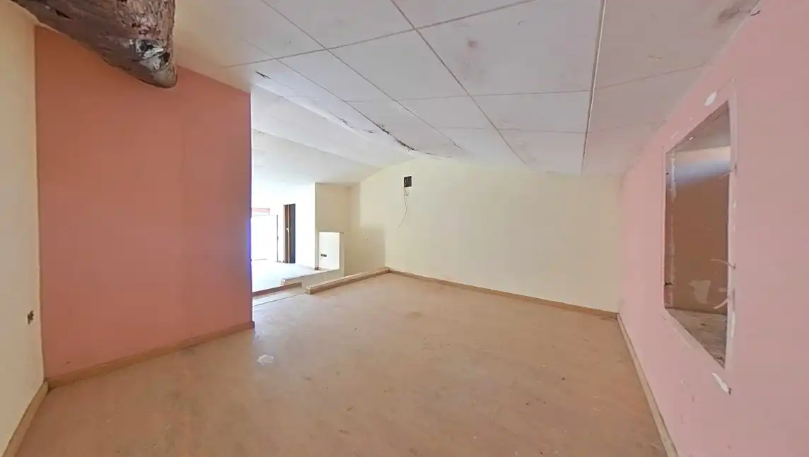 House with terrace for sale in Carrer Sitjar, imagen 5