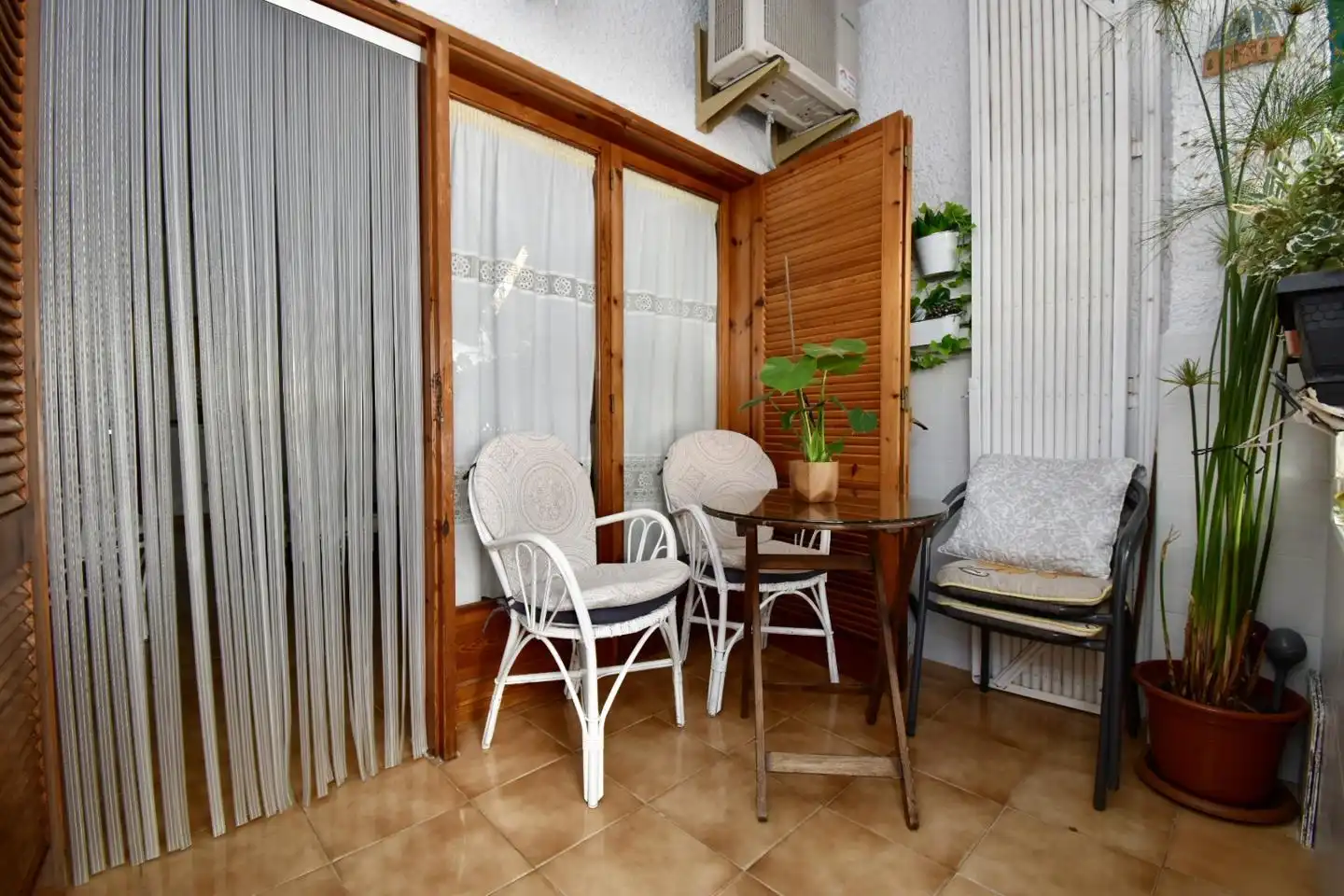 Terrasse von Erdgeschoss zum Verkauf in Santa Pola mit Klimaanlage, Terrasse und Möbliert