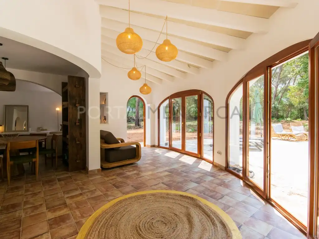 Finca rústica en venta en Ferreries con Piscina