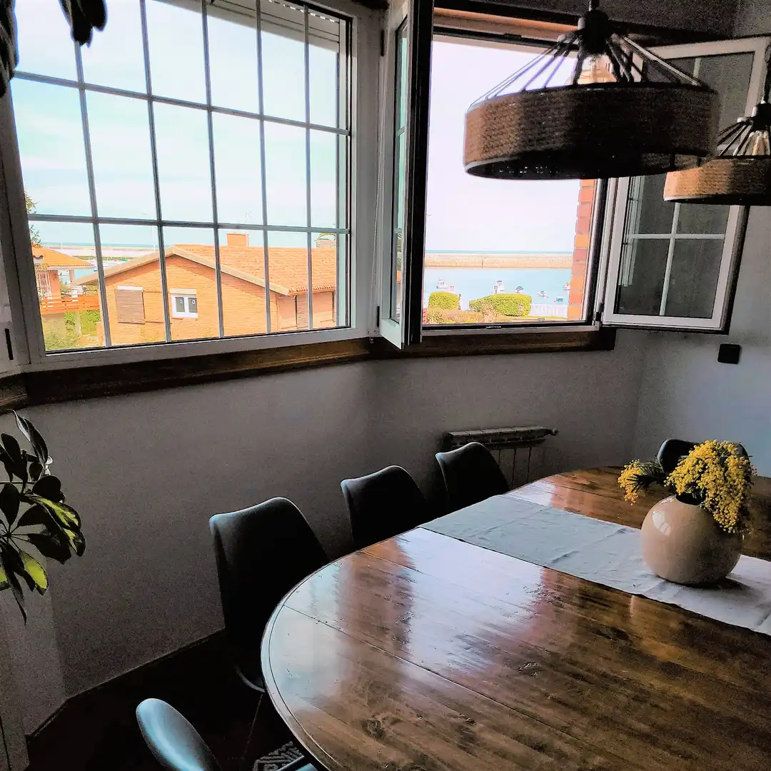 Esszimmer von Haus oder Chalet zur Miete in Castro-Urdiales mit Heizung, Privatgarten und Terrasse