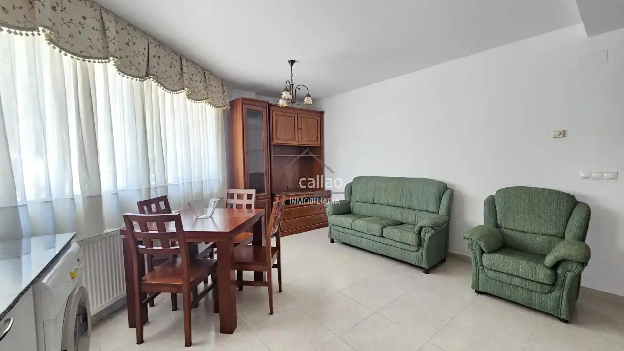 Wohnzimmer von Wohnung zum Verkauf in Narón mit Heizung, Abstellraum und Möbliert