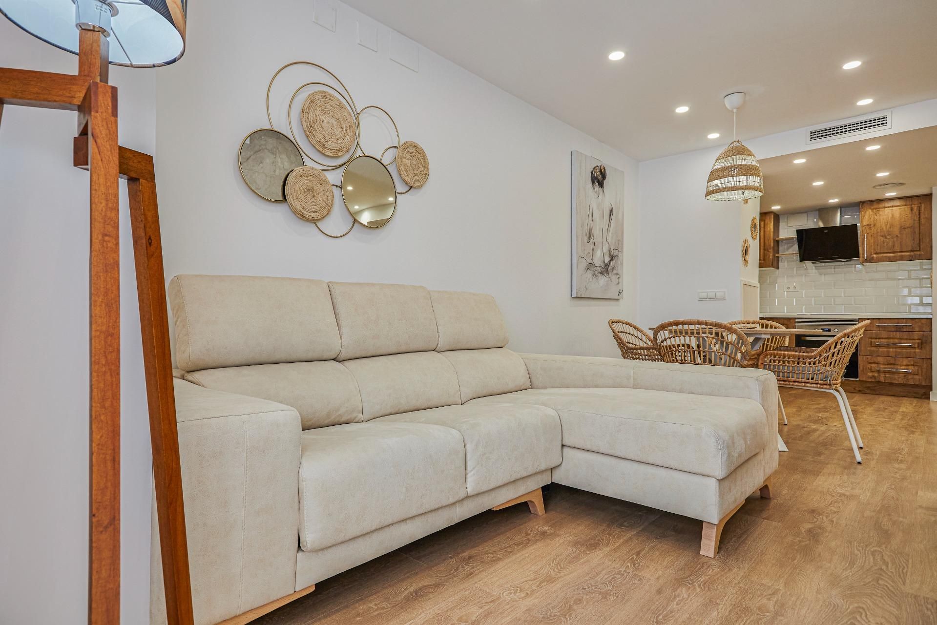 Living room of Flat for sale in Alicante / Alacant