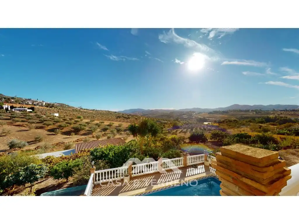 Casa con piscina en venta en Alcaucín, imagen 8