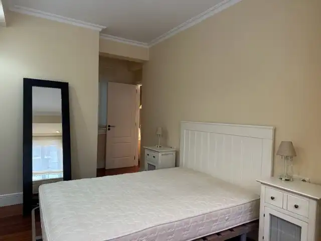 Wohnung zur Miete in Rúa da República de El Salvador, Ensanche - Sar