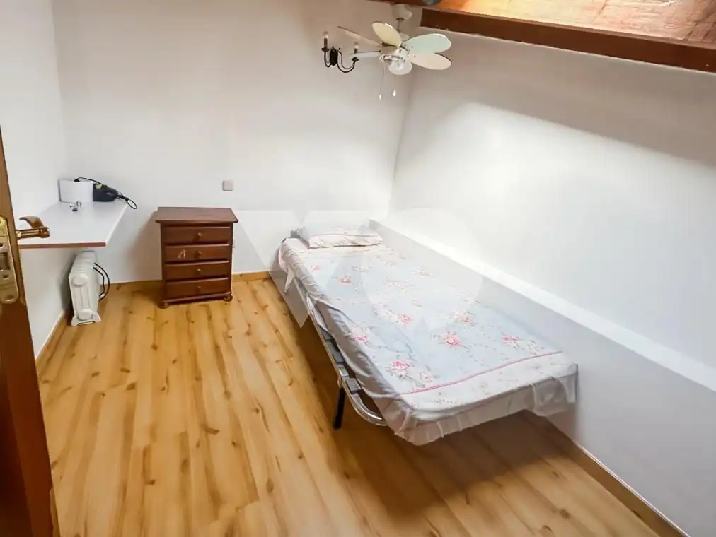 Bedroom of Houses for sale in Madrid  with Air Conditioner, Heating and Furnished