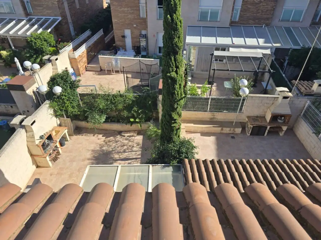 Terrassa de Casa adosada en venda en Castellón de la Plana / Castelló de la Plana amb Aire condicionat, Calefacció i Jardí privat