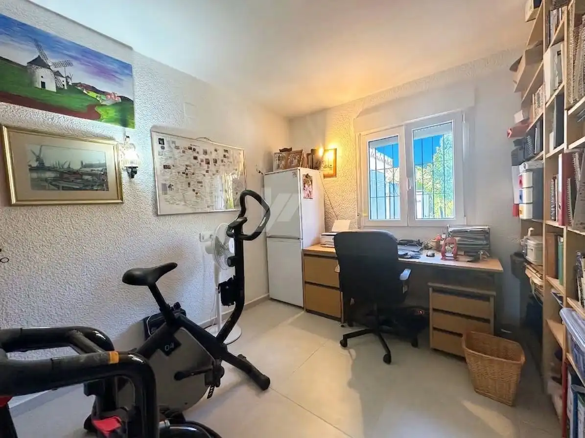 Semi-detached house with terrace for sale in Pinar del Advocat - Cometa, imagen 19
