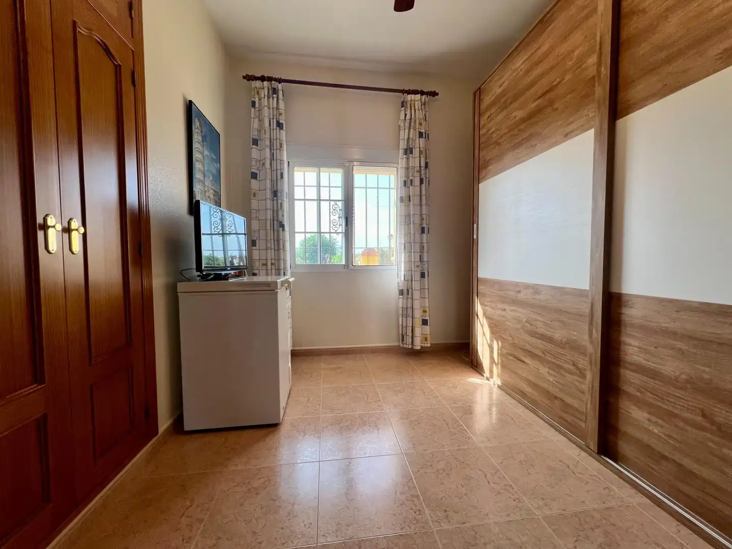 Bedroom of Houses for sale in Córdoba  with Air Conditioner and Swimming Pool
