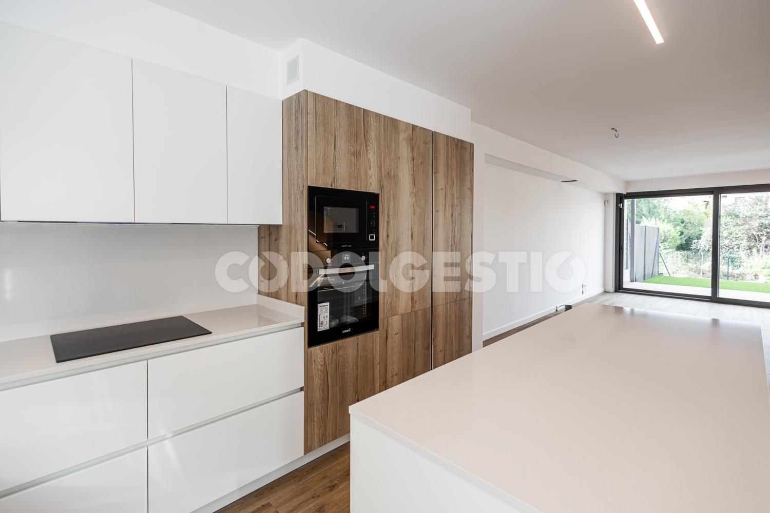 Kitchen of Houses for sale in Torelló  with Balcony