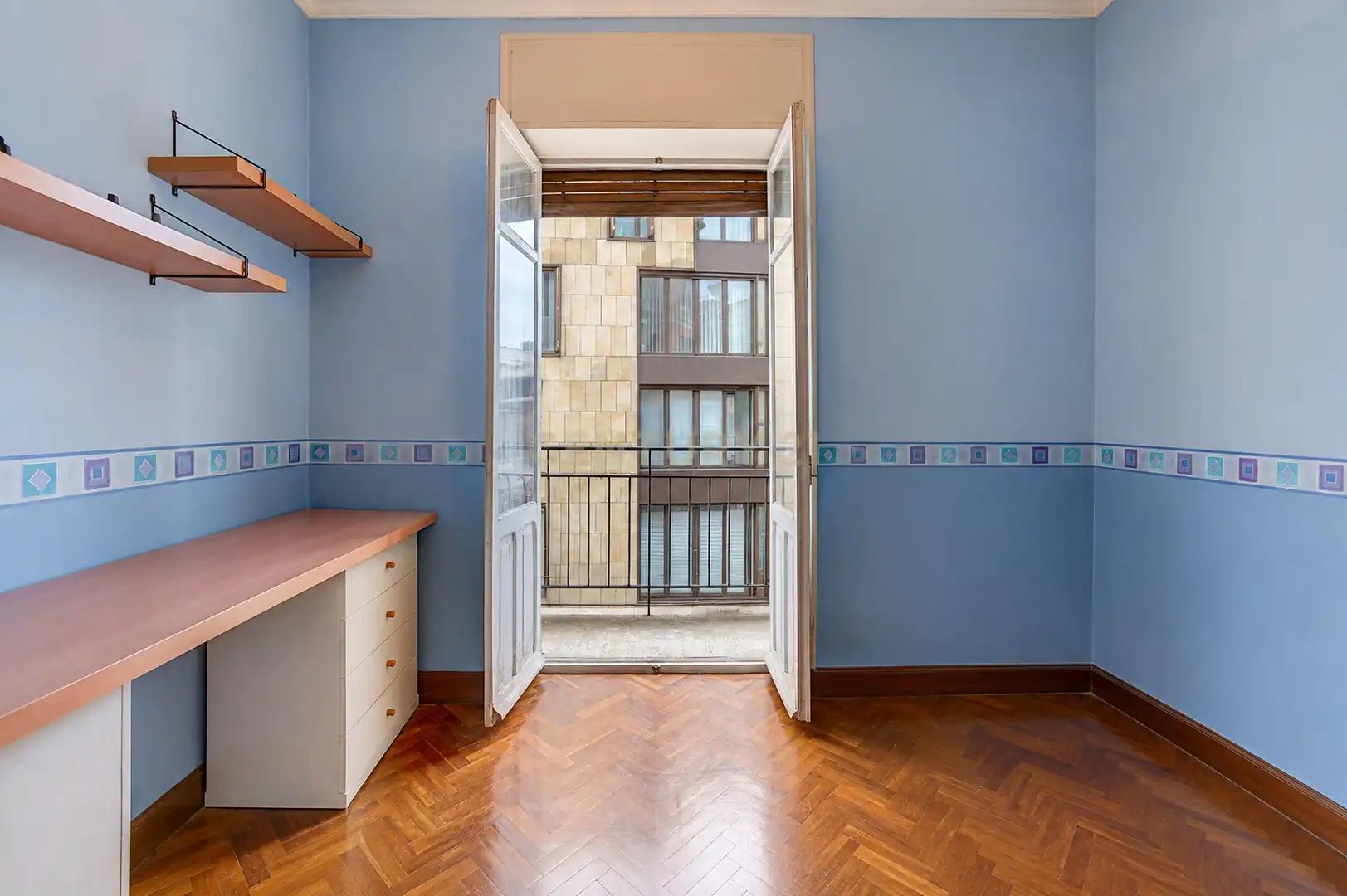 Apartament en venda en Irun  amb Traster i Balcó
