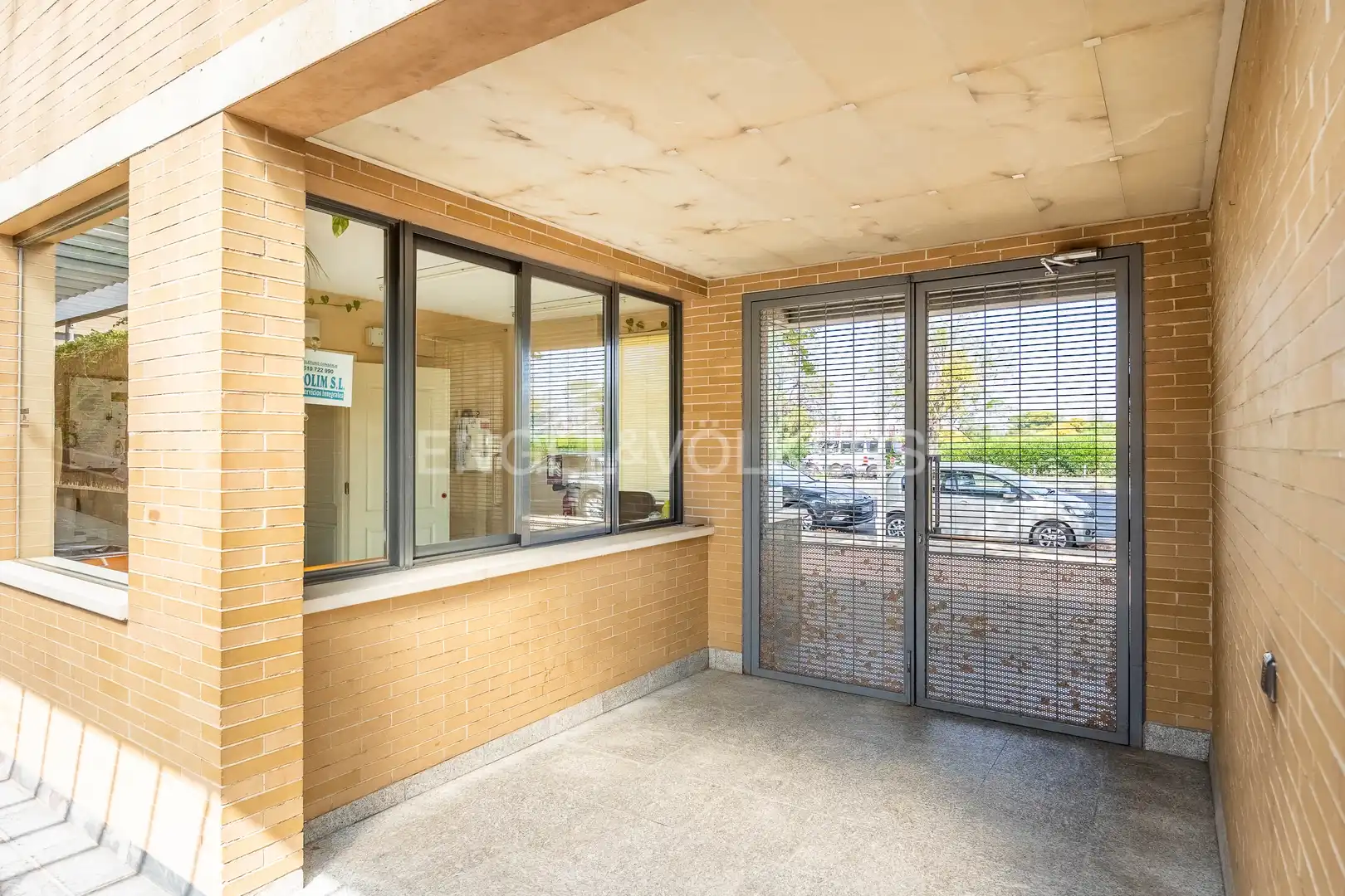 Flat for sale in Sevilla  with Air Conditioner, Heating and Private garden