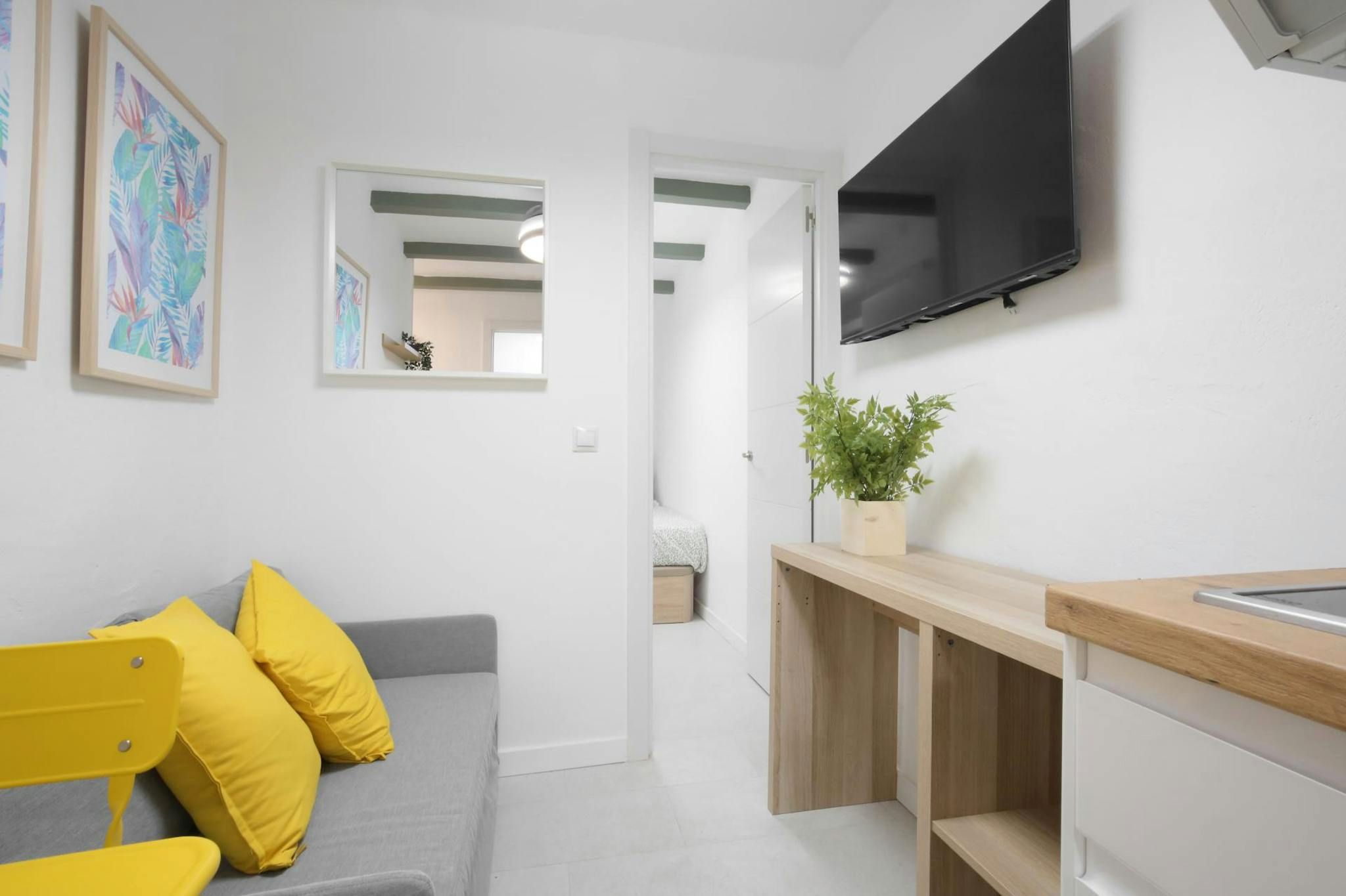 Bedroom of Flat to rent in  Madrid Capital  with Furnished, Washing machine and TV