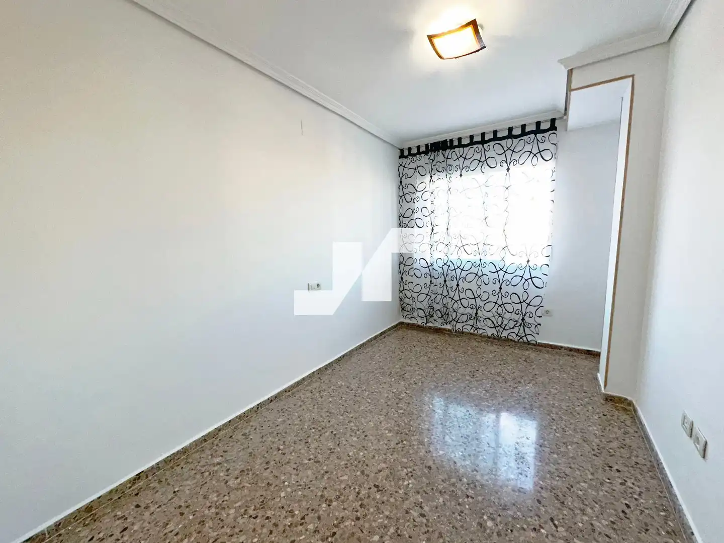 Habitación de Dúplex en venta en Vila-real con Terraza y Amueblado