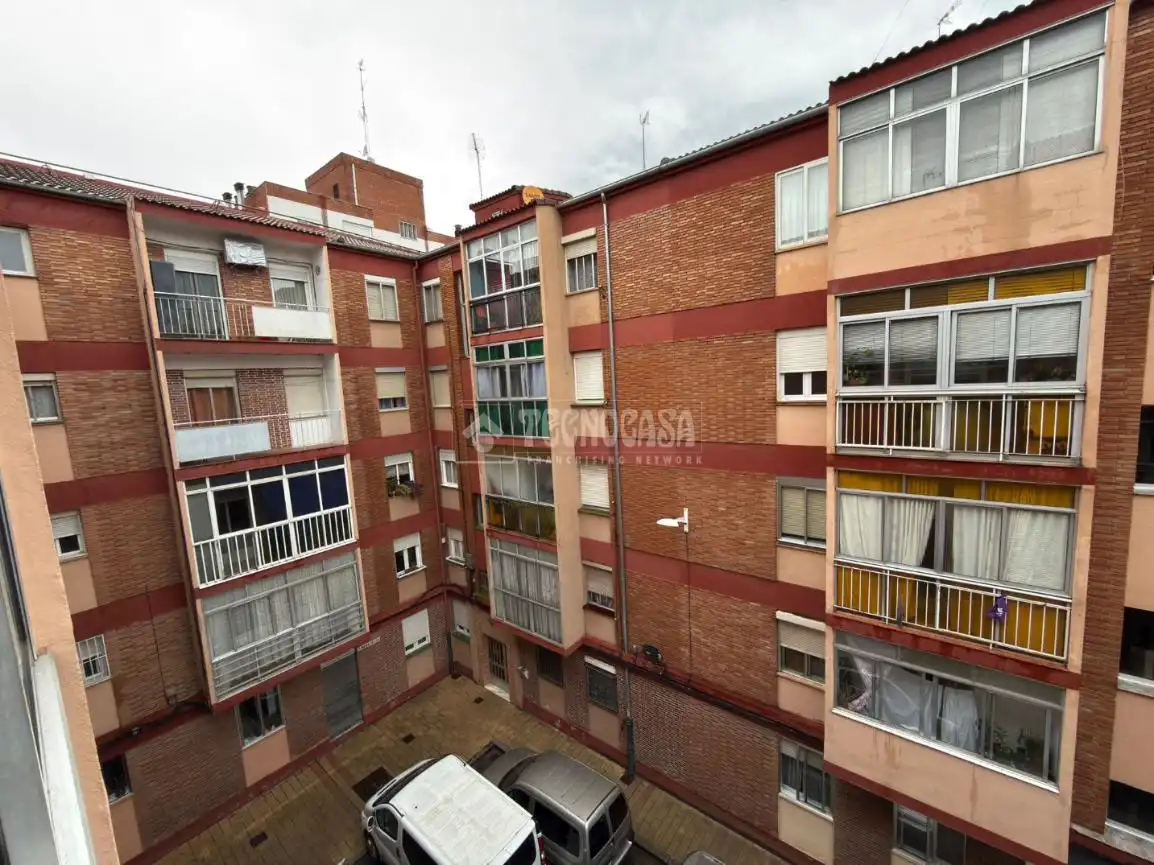 Vista exterior de Pis en venda en Valladolid