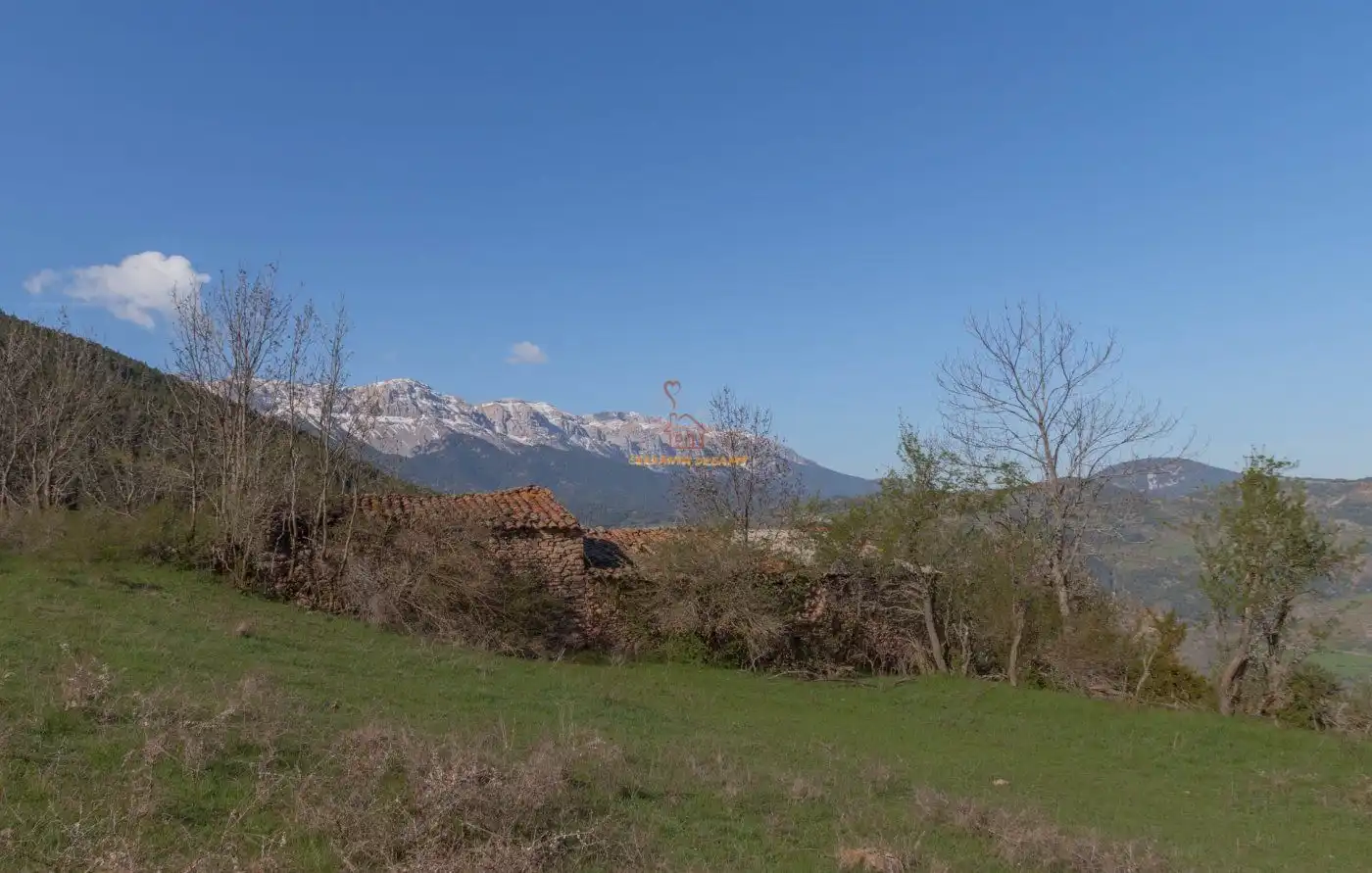 Country homes for sale in Montellà i Martinet  with Private garden and Storage room
