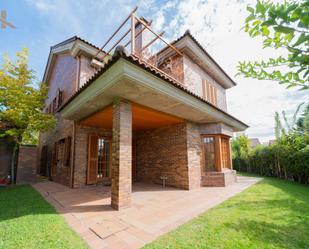 Exterior view of House or chalet for sale in Las Rozas de Madrid  with Air Conditioner and Terrace