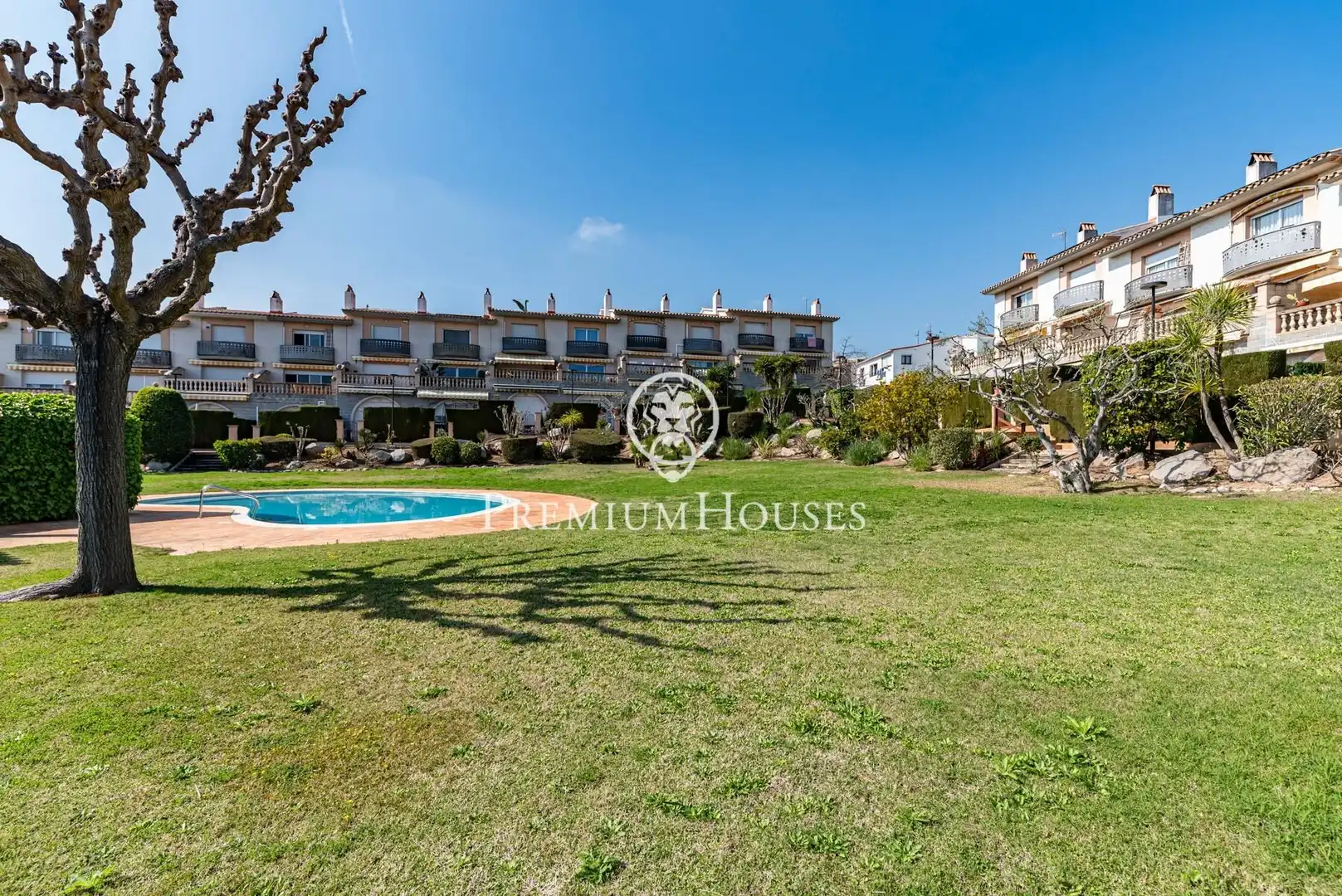 Garden of Detached homes for sale in Sant Pere de Ribes  with Air Conditioner, Heating and Private garden