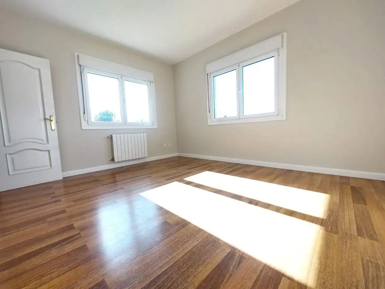 Bedroom of Houses for sale in Gijón   with Heating, Private garden and Terrace
