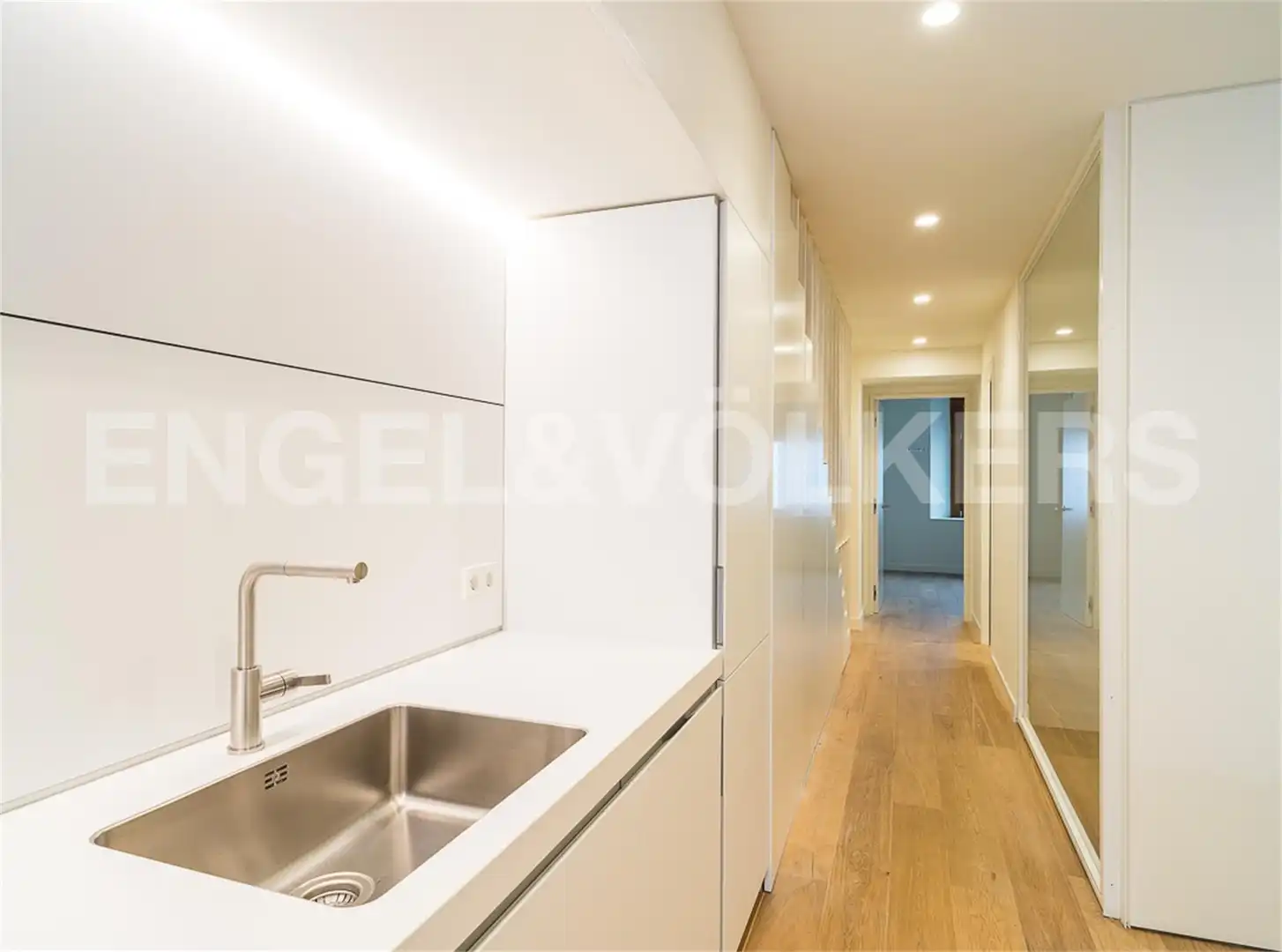 Planta baja en venta en Dreta de l'Eixample