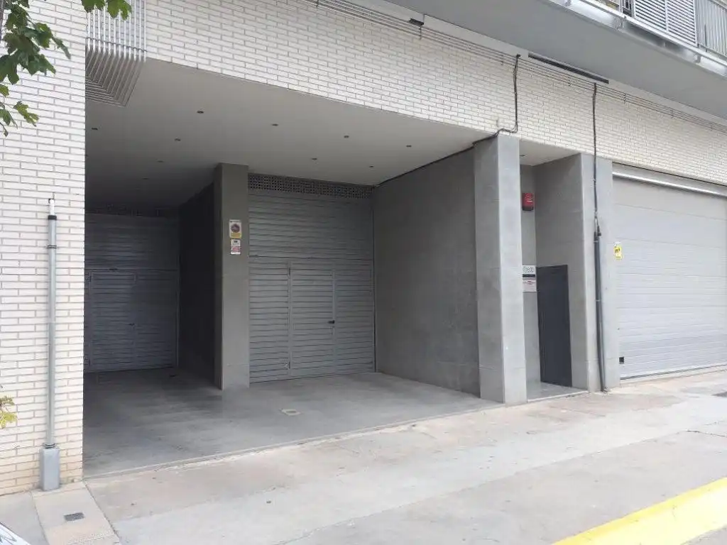 Parking for sale in c( de la generalitat, imagen 8