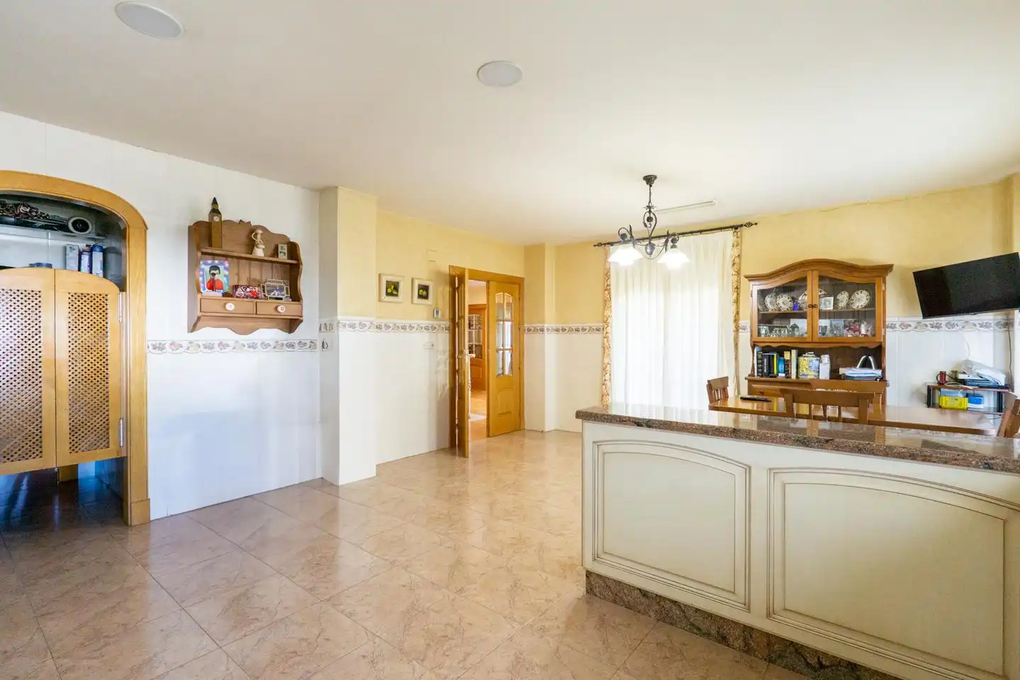 Cocina de Casa o chalet en venta en Cox con Aire acondicionado, Jardín privado y Parquet