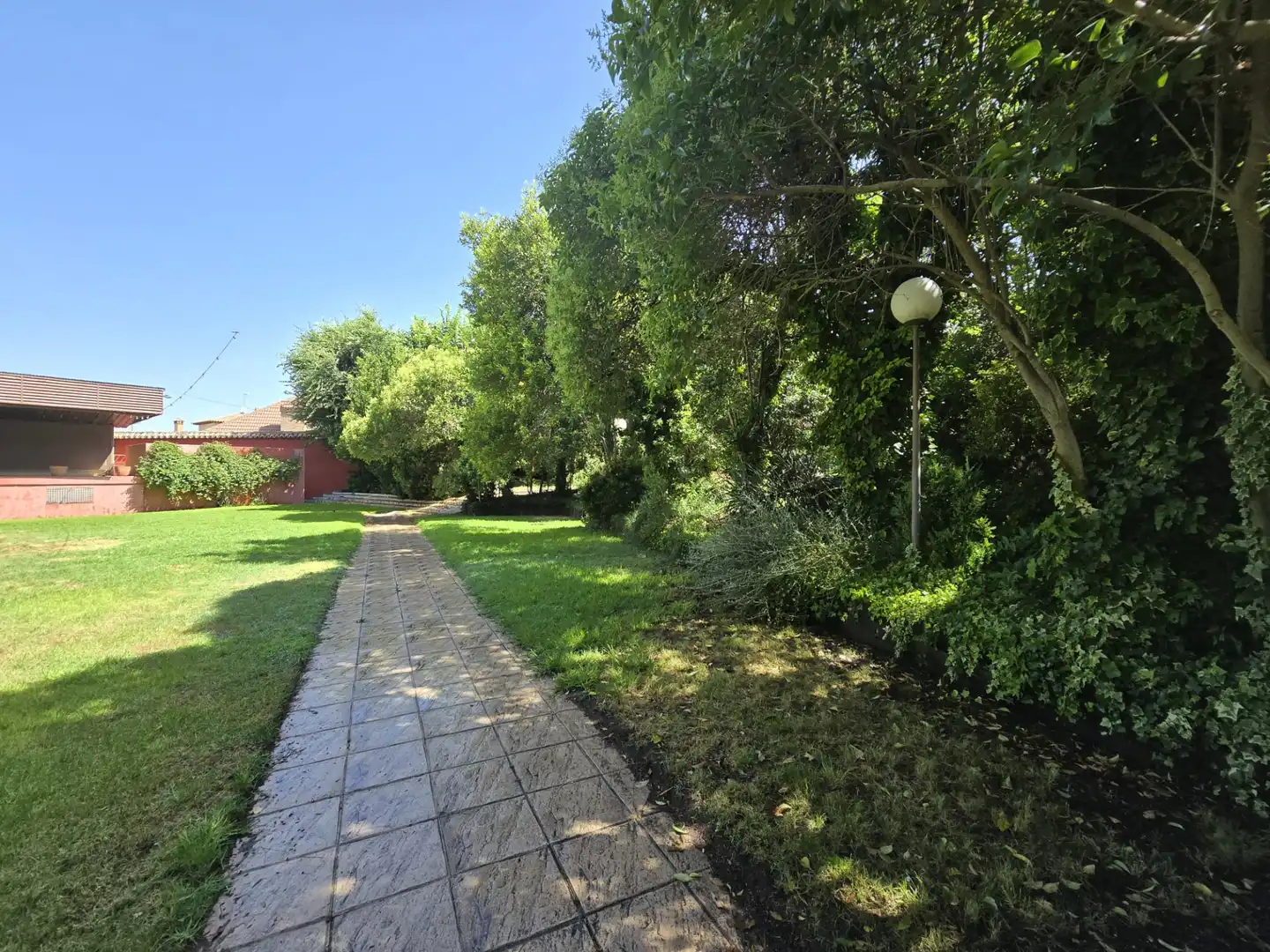Garden of Buildings for sale in Esquivias  with Alarm