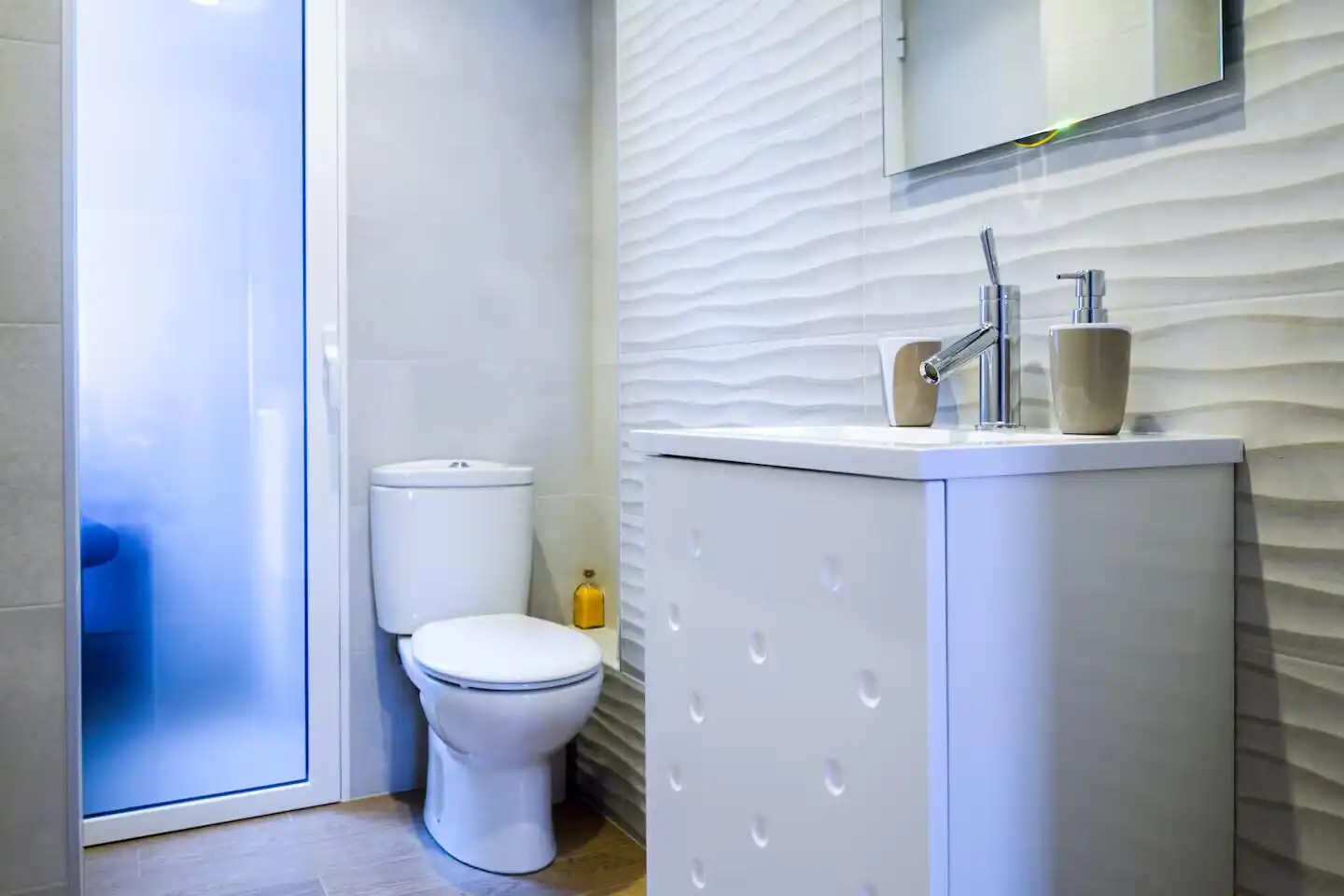 Bathroom of Flat for rent in Terrassa  with Air Conditioner and Furnished