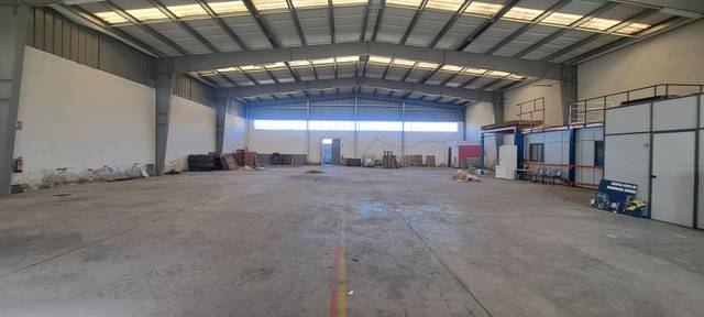 Nave industrial en Alquiler en Hervencias Altas - El Pinar