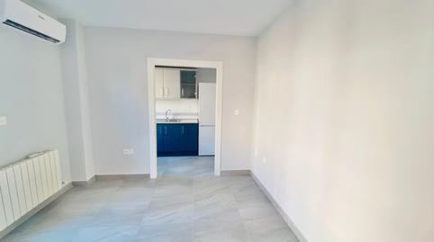 Foto 2 de Apartamento de alquiler en Calle Torre de Los Siete Suelos, Castaño - Mirasierra, Granada