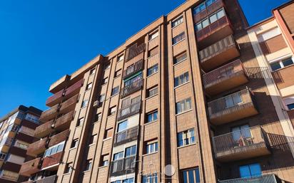 Vista exterior de Pis en venda en Valladolid Capital amb Calefacció, Parquet i Balcó