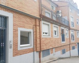 Exterior view of Garage for sale in Alba de Tormes