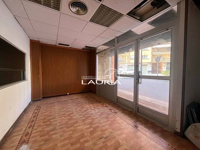 Local comercial en Alquiler en Favara