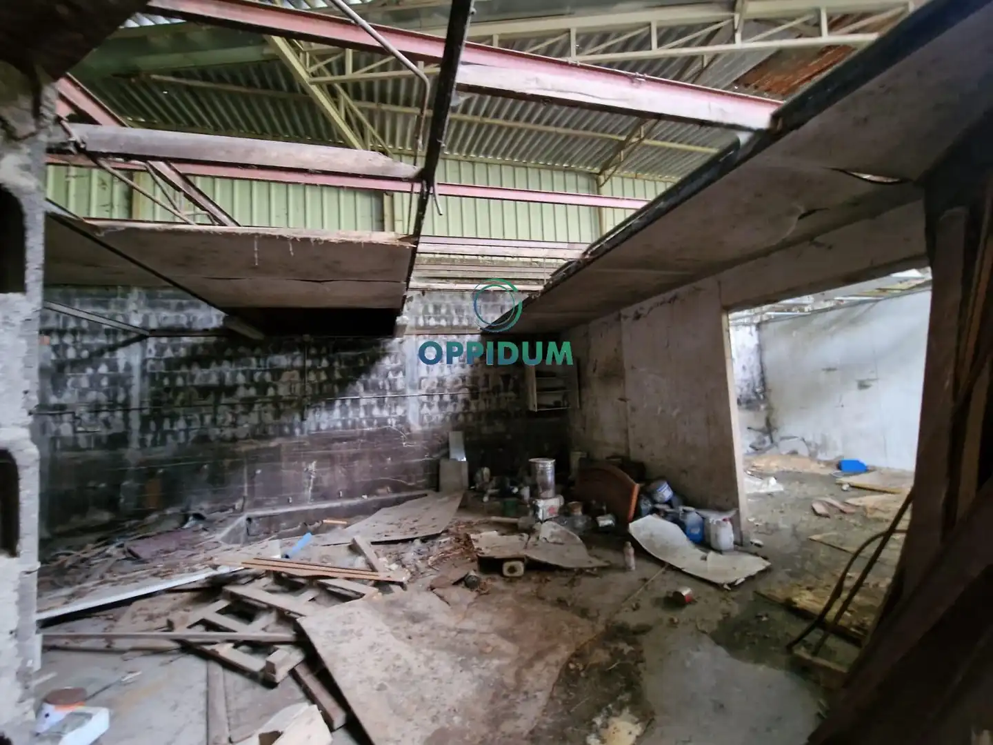 Industrial buildings for sale in Touro