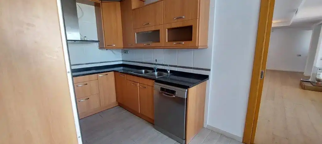 Cuina de Dúplex en venda en Sant Pere de Ribes amb Aire condicionat, Calefacció i Jardí privat