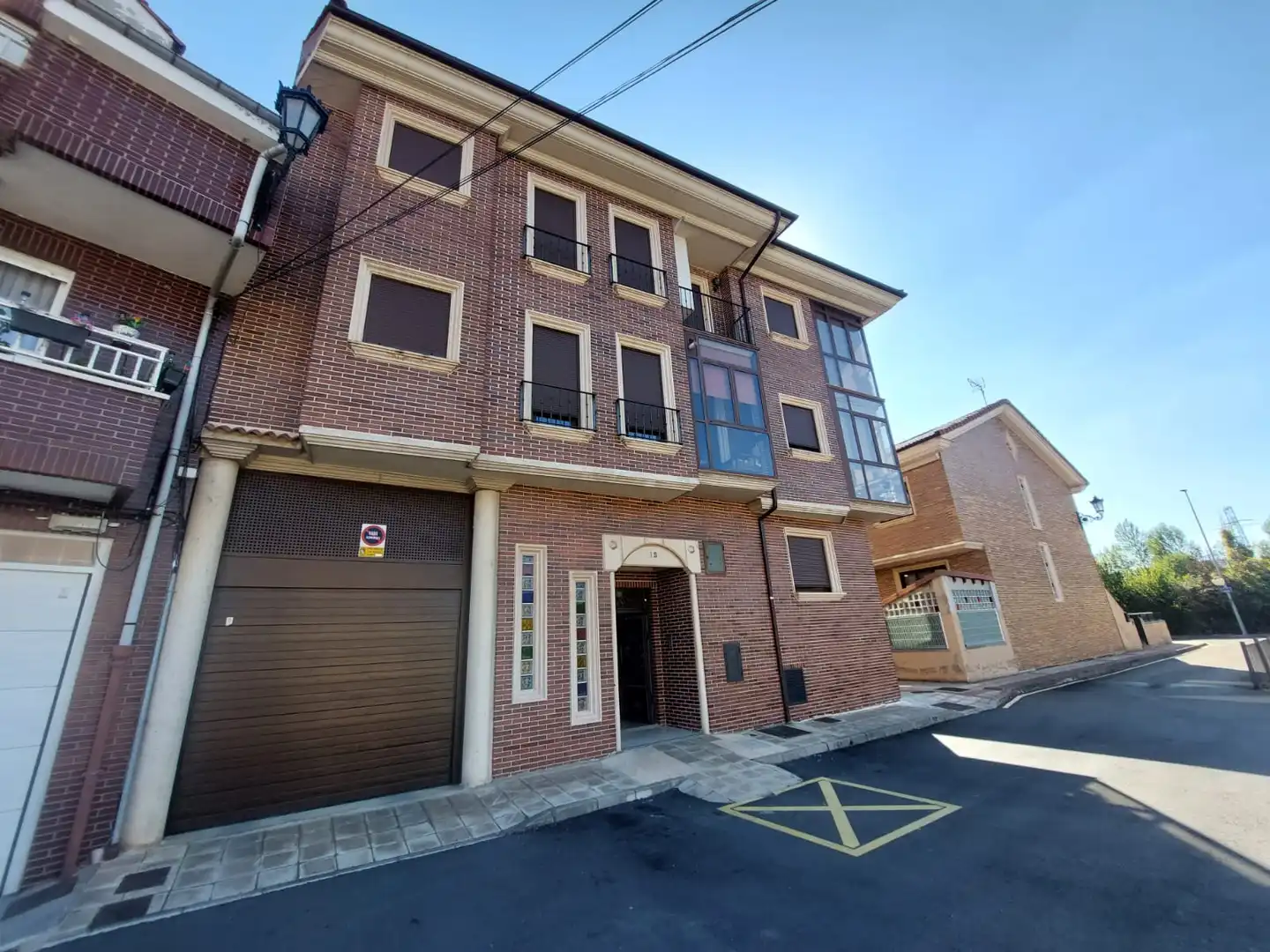 Exterior view of Flat for sale in La Robla   with Heating and Balcony