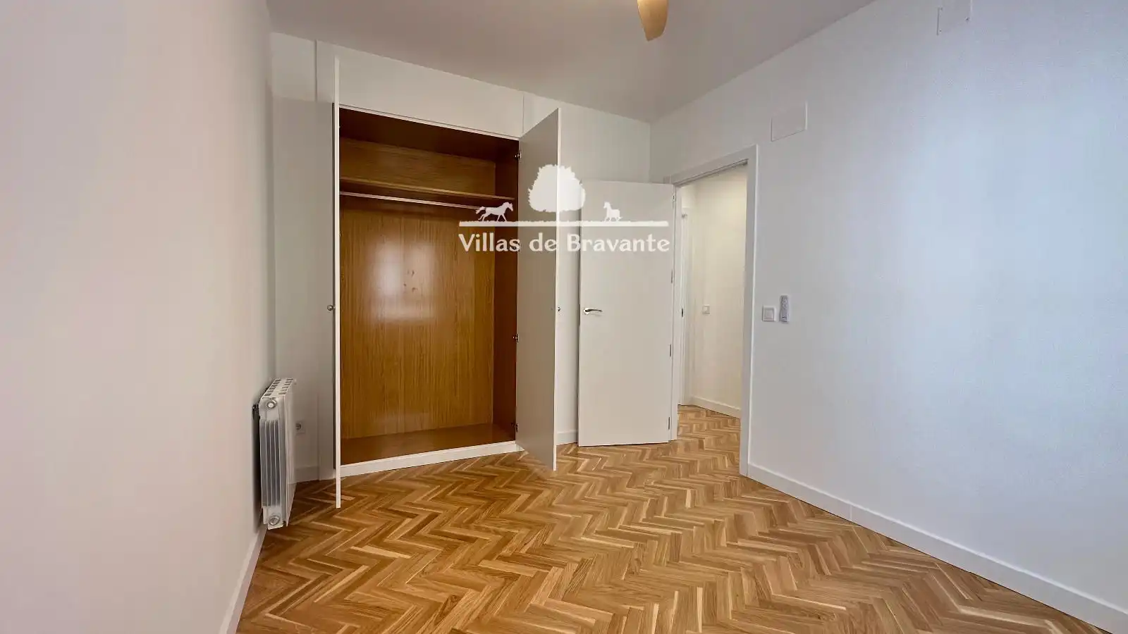 Dormitori de Pis de lloguer en San Lorenzo de El Escorial amb Aire condicionat, Calefacció i Parquet