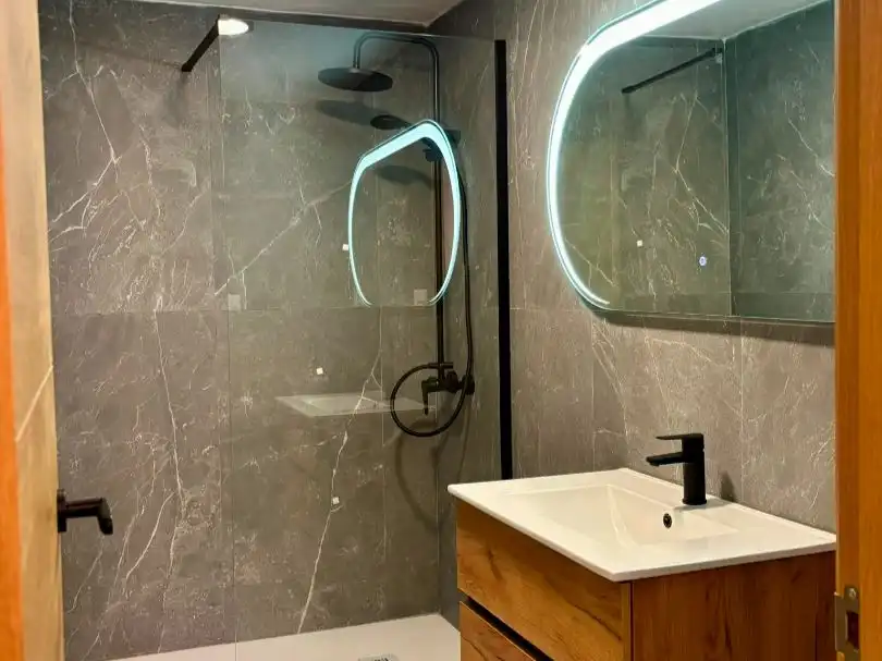 Flat with lift for sale in Carrer Cervantes 40