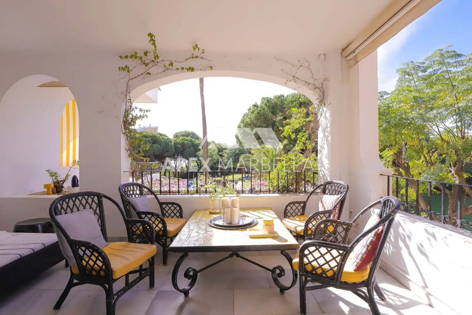Garten von Wohnung zum Verkauf in Marbella mit Klimaanlage, Terrasse und Möbliert