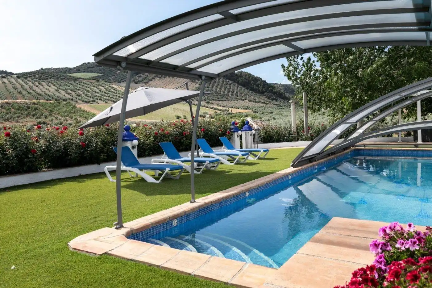 Piscina de Casa o xalet en venda en Montefrío amb Aire condicionat, Calefacció i Jardí privat