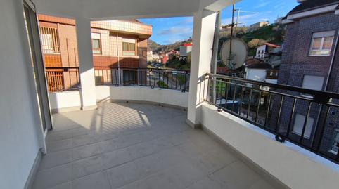 Foto 2 von Wohnung zum Verkauf in  Av Oviedo, 2, San Martín del Rey Aurelio, Asturias