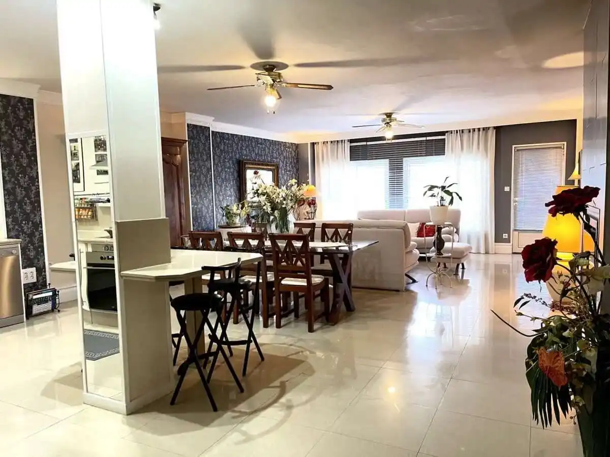 Chalet con terraza en venta en Archidona