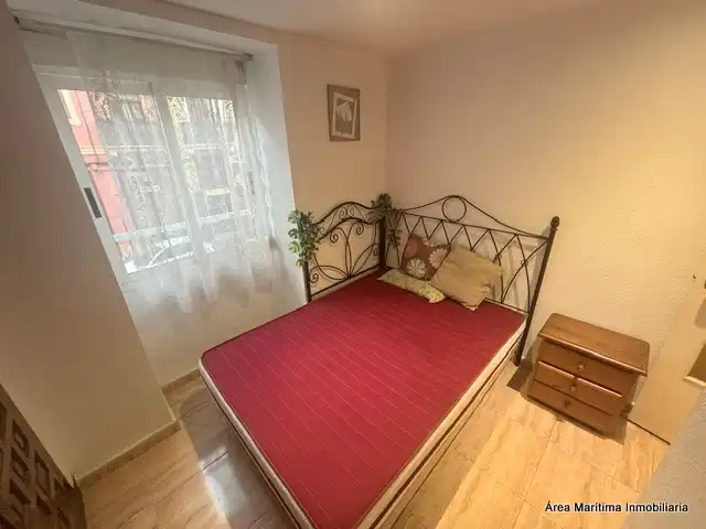 Bedroom of Flat for rent in Extramurs