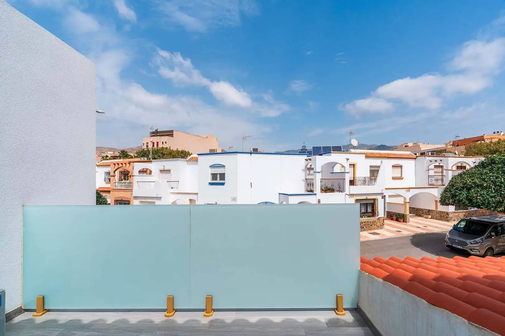 Exterior view of Houses for sale in Roquetas de Mar  with Air Conditioner and Terrace