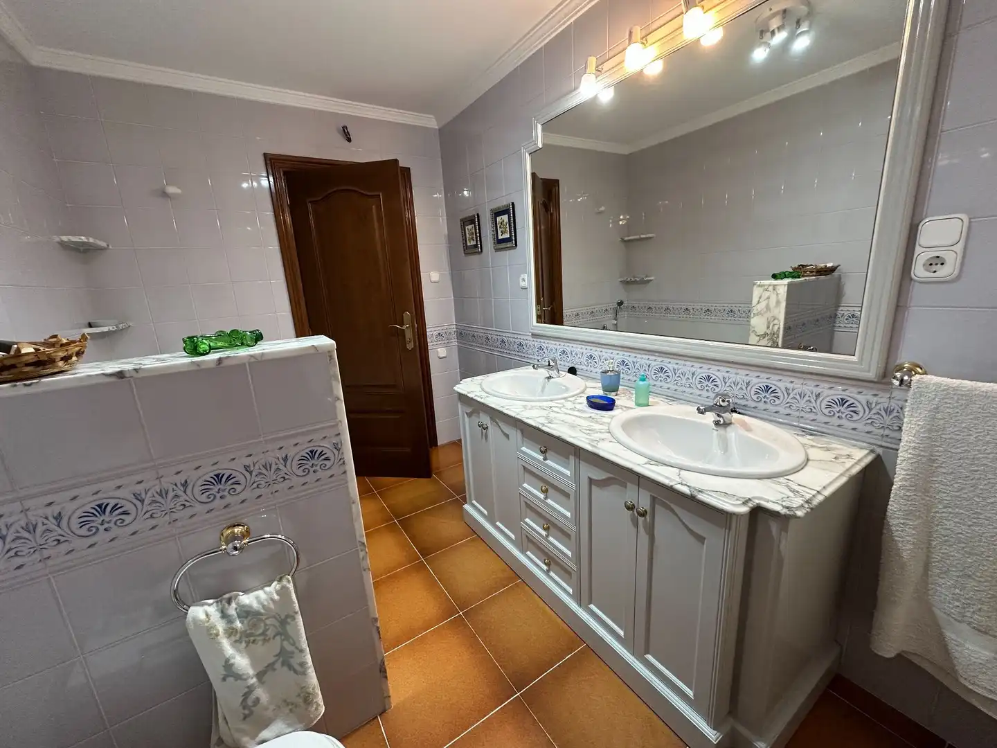 Bany de Casa o xalet en venda en Ontinyent amb Aire condicionat, Calefacció i Jardí privat