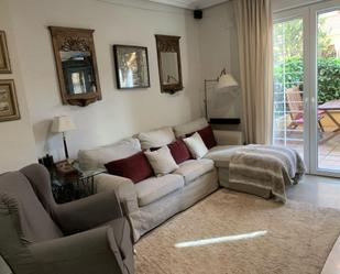 Sala d'estar de Pis en venda en  Córdoba Capital amb Aire condicionat, Calefacció i Parquet
