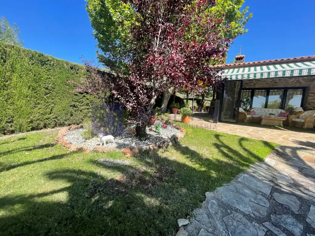 Xalet amb piscina en venda a Sierra de Fuentes, imagen 3