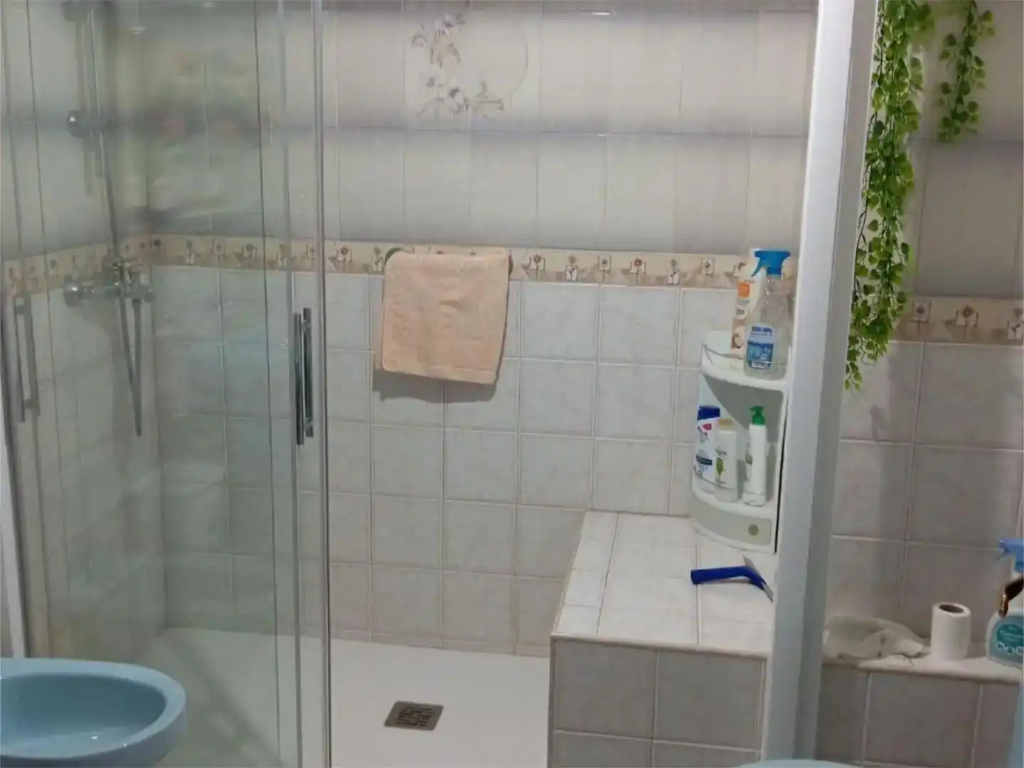 Bany de Pis en venda en Valdepeñas de Jaén amb Aire condicionat i Balcó